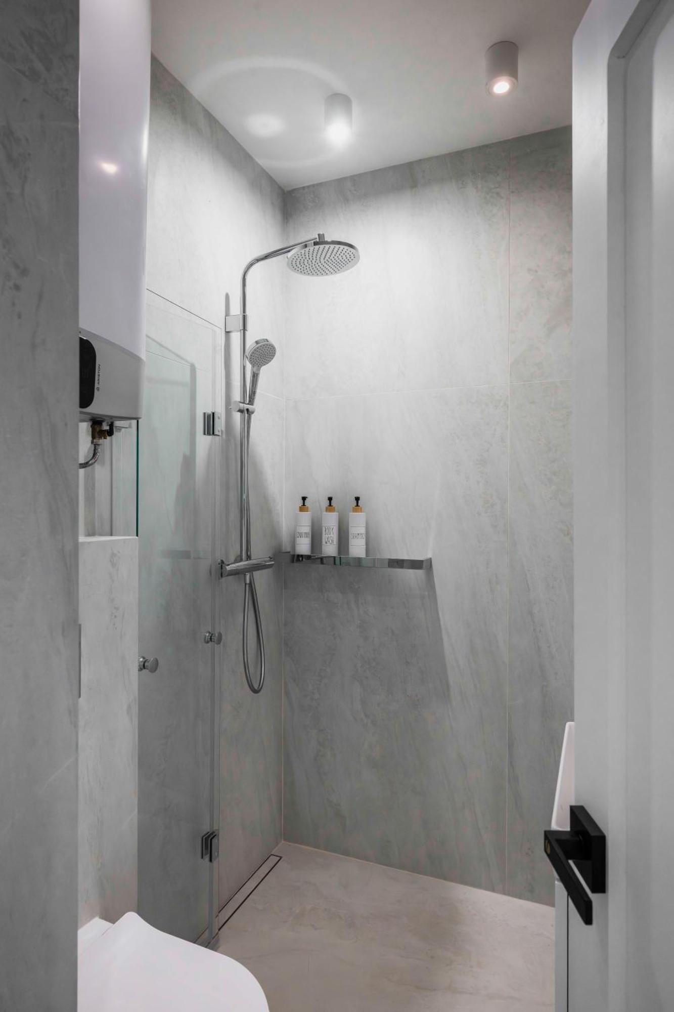Urban Charm & Comfort - Chic 2Bd In Prime Location By Flat Mаnager София Екстериор снимка