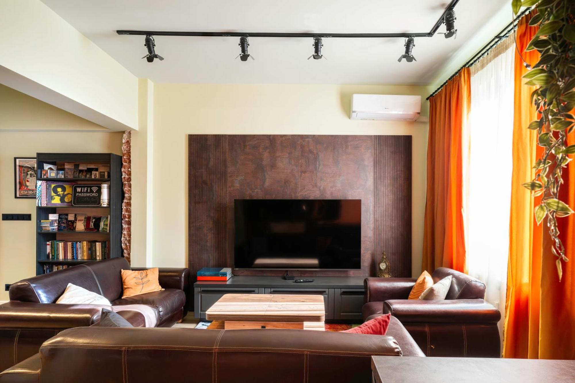 Urban Charm & Comfort - Chic 2Bd In Prime Location By Flat Mаnager София Екстериор снимка
